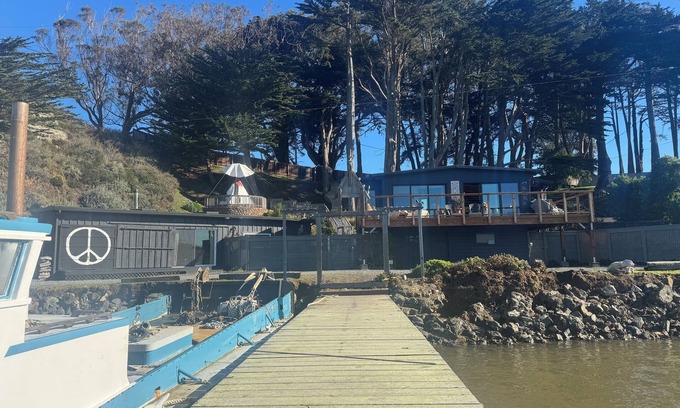 McDonald House | Carriage house waterfront on Tomales Bay with dock
