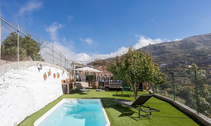 La Solana Ski Chalet | Casa Abuela - House in the countryside with pool