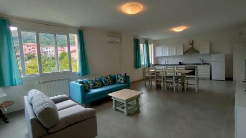 Ameglia House | Casa al Castello fra Mare e Storia