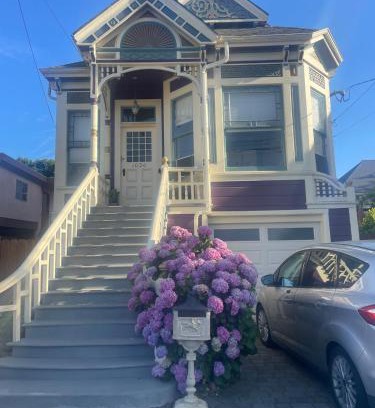 West Alameda Apartment | Casa Alameda