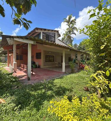 San Juan Bautista House | Casa Alojamiento La Cascina