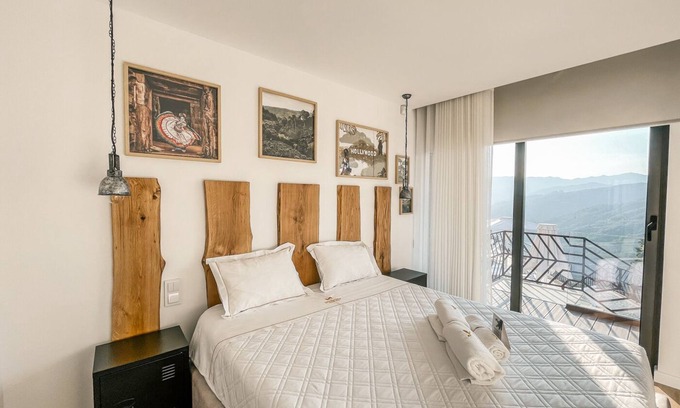 Guilhofrei Apartment | Casa América - Encosta de Louredo Houses