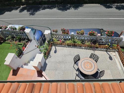 La Foce House | Casa Arcobaleno - giardino e parcheggio gratuito