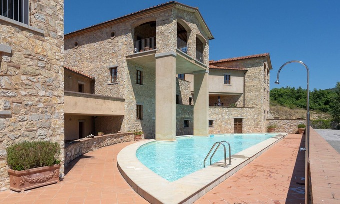 Gaiole in Chianti Villa | Casa BD in Gaiole - 150 m² apartment with a view & travel guide - sleeps 8