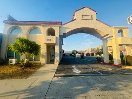 Azusa Hotel | Casa Blanca Hotel - Azusa, Los Angeles