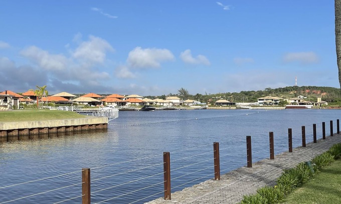 Marina House | Casa em Búzios, de Frente Para o Canal da Marina. Em um Condomínio Aconchegante!
