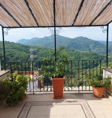 Cineto Romano Apartment | Casa Casella 12