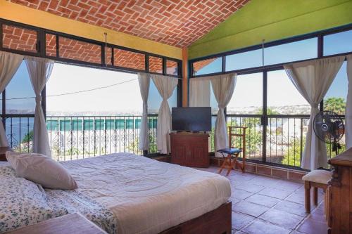 Tequesquitengo House | Casa Cayetana Teques