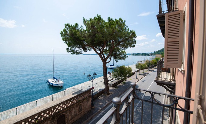 Toscolano Maderno Apartment | Casa Chiara