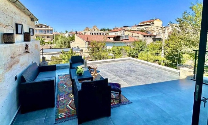 Ortahisar House | Casa Chilai - Dublex Stone Apartment with Terrace