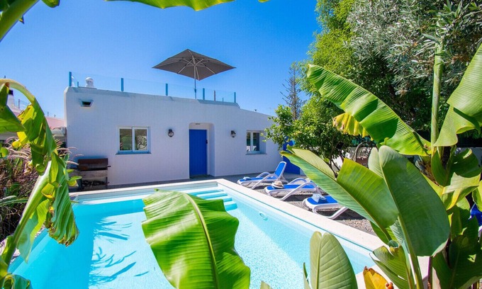 Vale de Covo Ski Chalet | Casa Colmeia: Your perfect retreat!