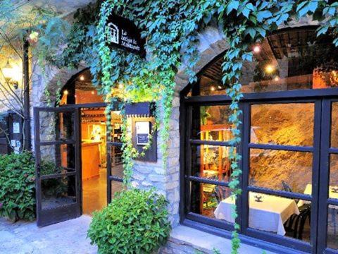 Montsonis Apartment | Casa con chimenea - Casa Anina