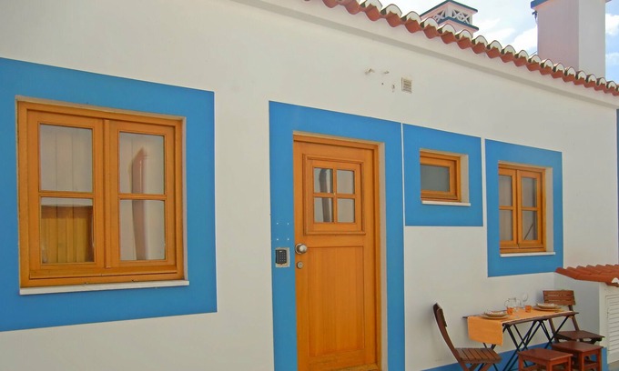 Aljezur Cottage | Casa da Amoreira - Adorable Aljezur Holiday Cottage