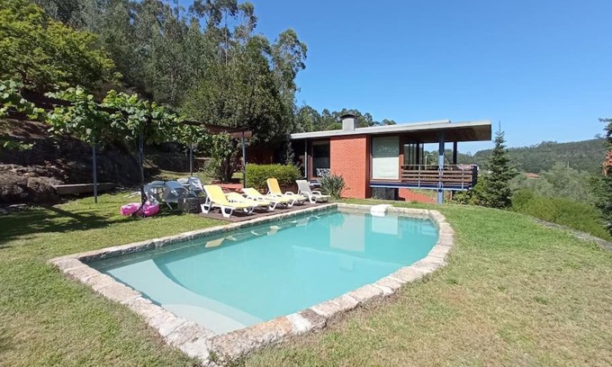 Ponte de Lima House | Casa da Laranjeira - villa with private pool