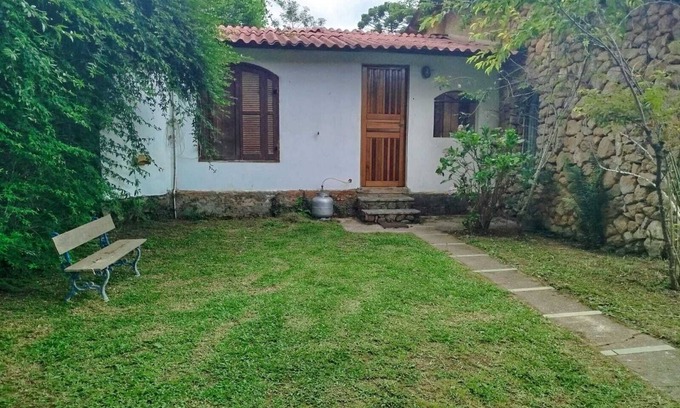 Monte Verde House | Casa Danna, close to the main avenue, very well located, you can do everything on foot