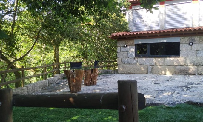 Sobradelo da Goma House | Casa das Andorinhas