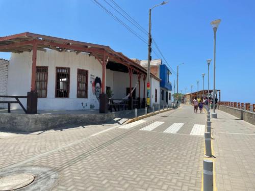 Puerto Chicama House | Casa de mamá María