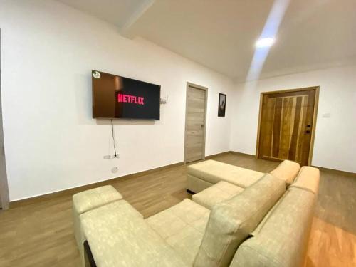 Crucita House | Casa de Playa Nueva, Confortable y Económica