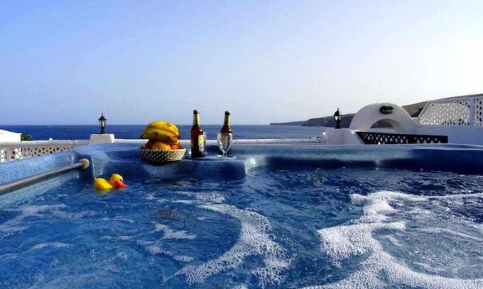 Playa Quemada House | Casa Descanso con Jacuzzi en Playa Quemada