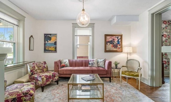 Dahlman House | Casa Di Fiori -Walk to Downtown