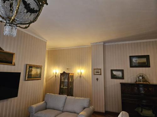 Rione Alto Apartment | Casa di Pietrina - Large Apartment