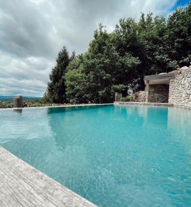 Santiago de Compostela House | Casa do Cebro Casa con piscina y jacuzzi privados
