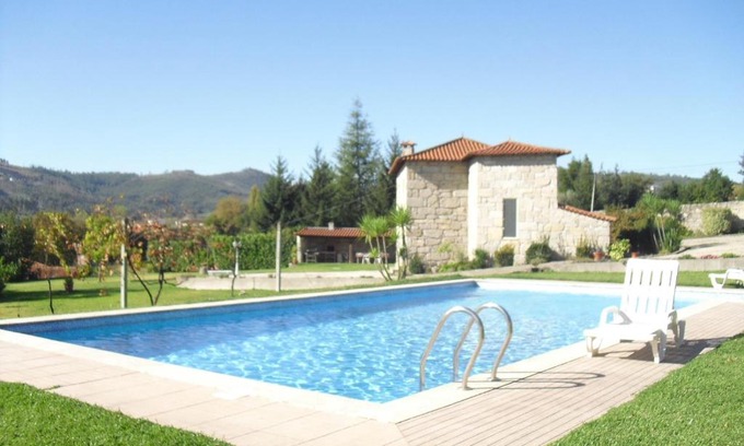 Nossa Senhora do Amparo House | Casa do Pomarelho