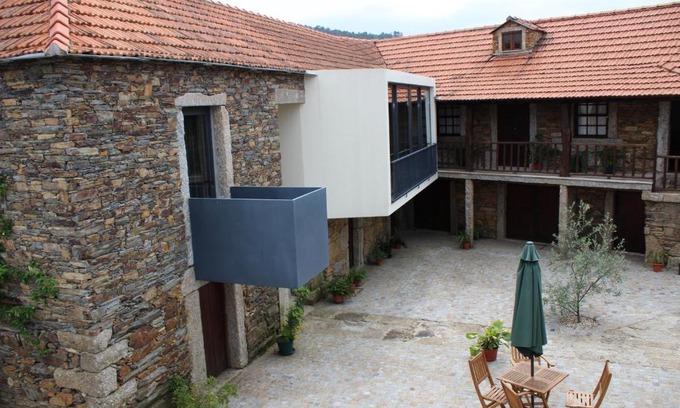 Castelo de Paiva House | Casa do Villas