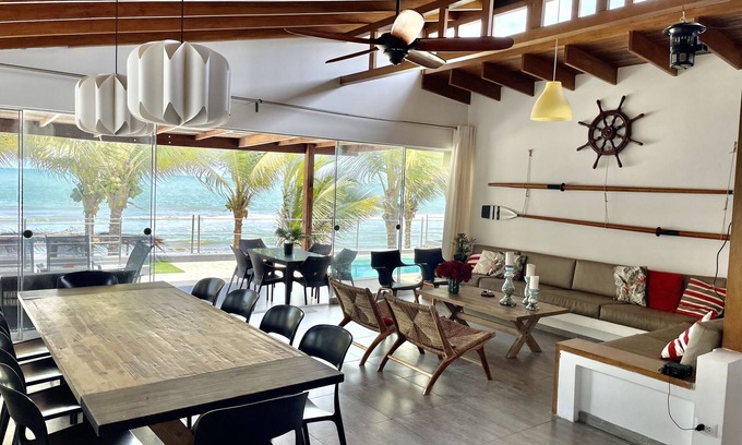 Zorritos House | Casa El Almirante – Beachfront Villa with Pool & Staff in Zorritos