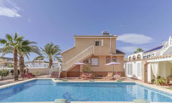 Mazarron Ski Chalet | Casa El Sole, beautiful holiday home with private pool for 6 people in Camposol (Costa Blanca)