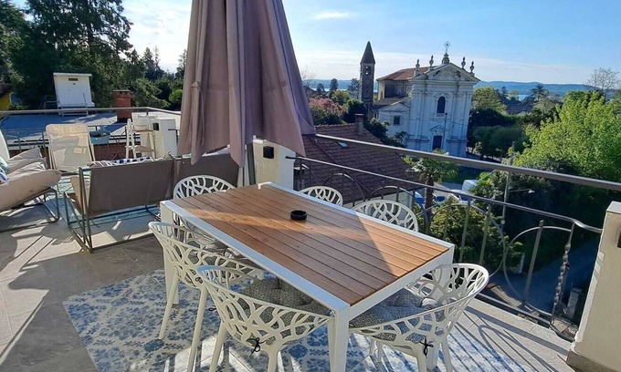 Lesa Apartment | Casa Eleonora - Apartment with lake view terrace