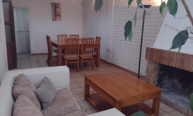 Godoy Cruz House | Casa en Mendoza