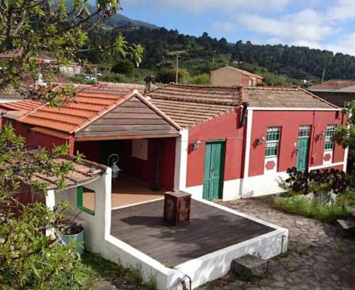 Garafia Ski Chalet | Casa Eremia