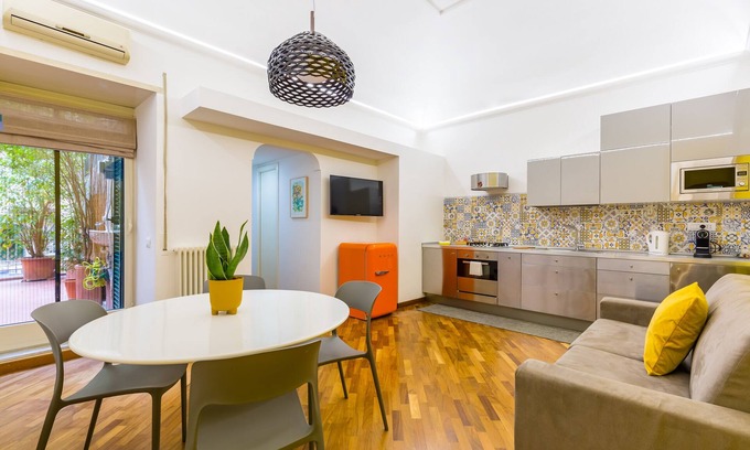 Chiaia Apartment | Casa Fiorita alla Riviera