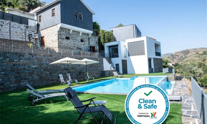 Peso da Regua Villa | Casa Foz do Corgo - private pool, gardens and river access