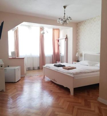 Center House | Casa Gloria Sibiu