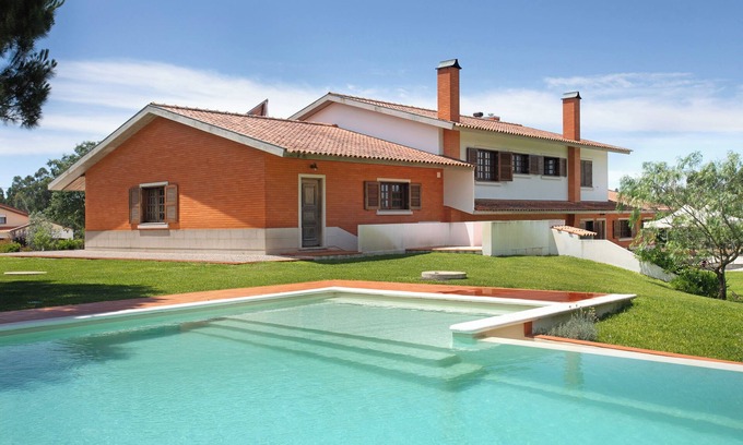Mira House | Casa Greenside of Sea with private pool, private terrace and Wi-Fi access