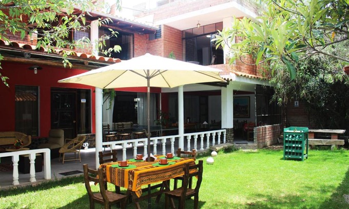 Carhuaz House | Casa Hospedaje"Los Capulies"