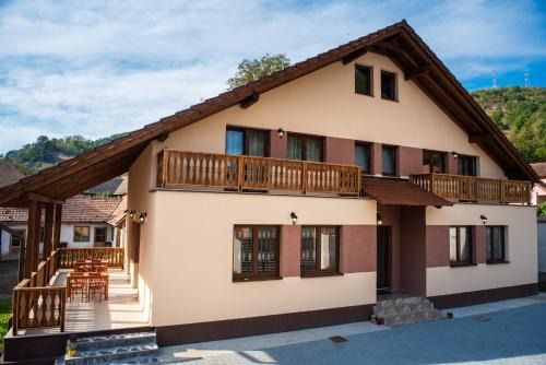 Gales House | Casa Ilies