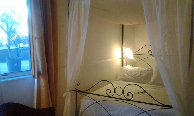 Riparbella House | Casa in collina "la farfalla"