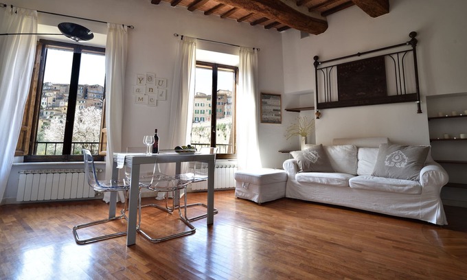 Siena City Centre Apartment | Casa in Contrada - Apartment near the Tower