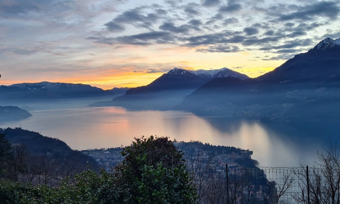 Dervio House | CASA "INCANTO" Charming house with breathtaking views of Lake Como.
