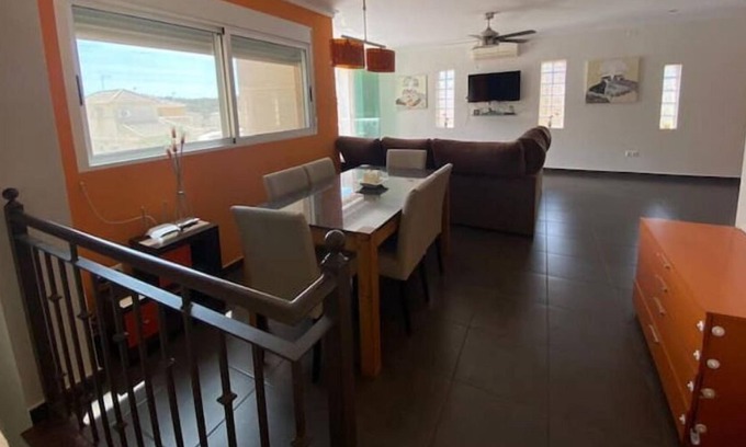 Pinar de Campoverde House | Casa Jakelway