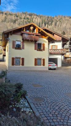 Mezzano Apartment | Casa Jasmina