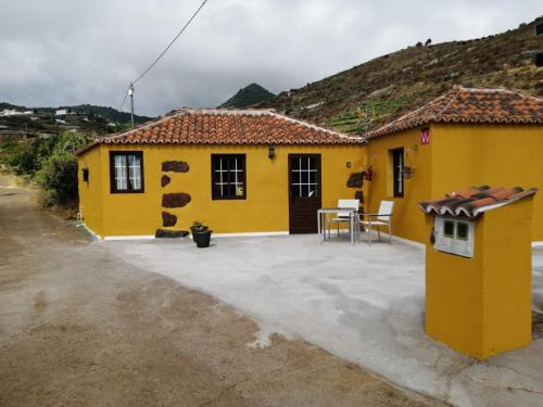 El Granel House | Casa La Rehoya