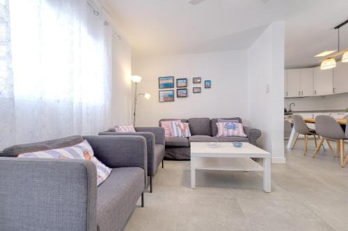 Playa Honda House | Casa Lolo y Pepe