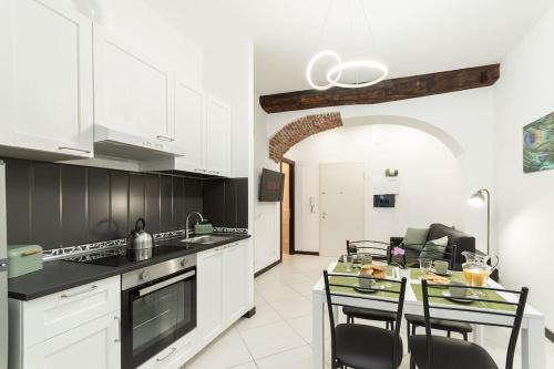 Varazze Apartment | Casa Mary - 50 mt dal mare - centro storico