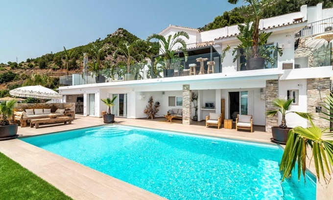Mijas Villa | Casa Mijas - Six Bedroom Villa, Sleeps 12