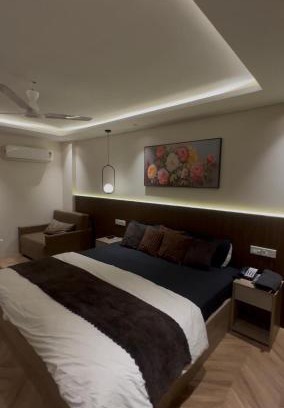 Jaypee Greens Apartment | Casa Nova Luxury Studio and Prime Location