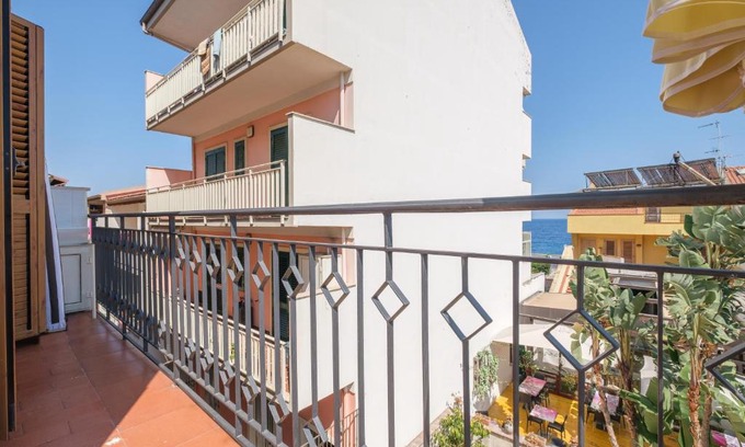 Santa Teresa di Riva House | Casa Olimpia